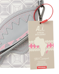 A.I.8 AFRICAN INTELLIGENCE BOOKED & BUSY CROSSOVER CLUTCH