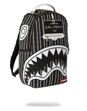 REVERSE SHARKS IN PARIS (BLACK)