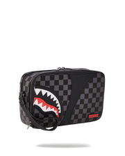 HENNY AIIR TO THE THRONE TOILETRY BAG