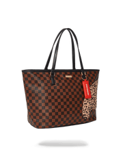 A.i.3 THE LEGACY TOTE