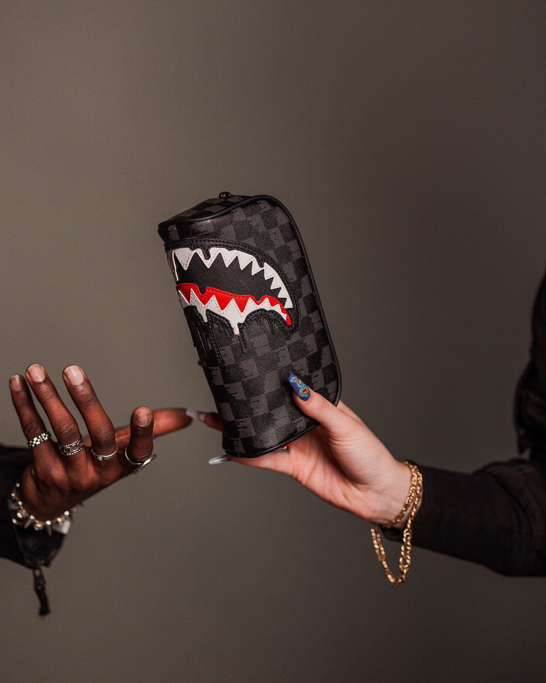 SHARKS IN PARIS THUNDERDRIP POUCH
